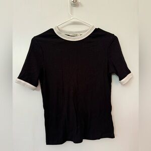 Zara sweater shirt size medium. Gently worn